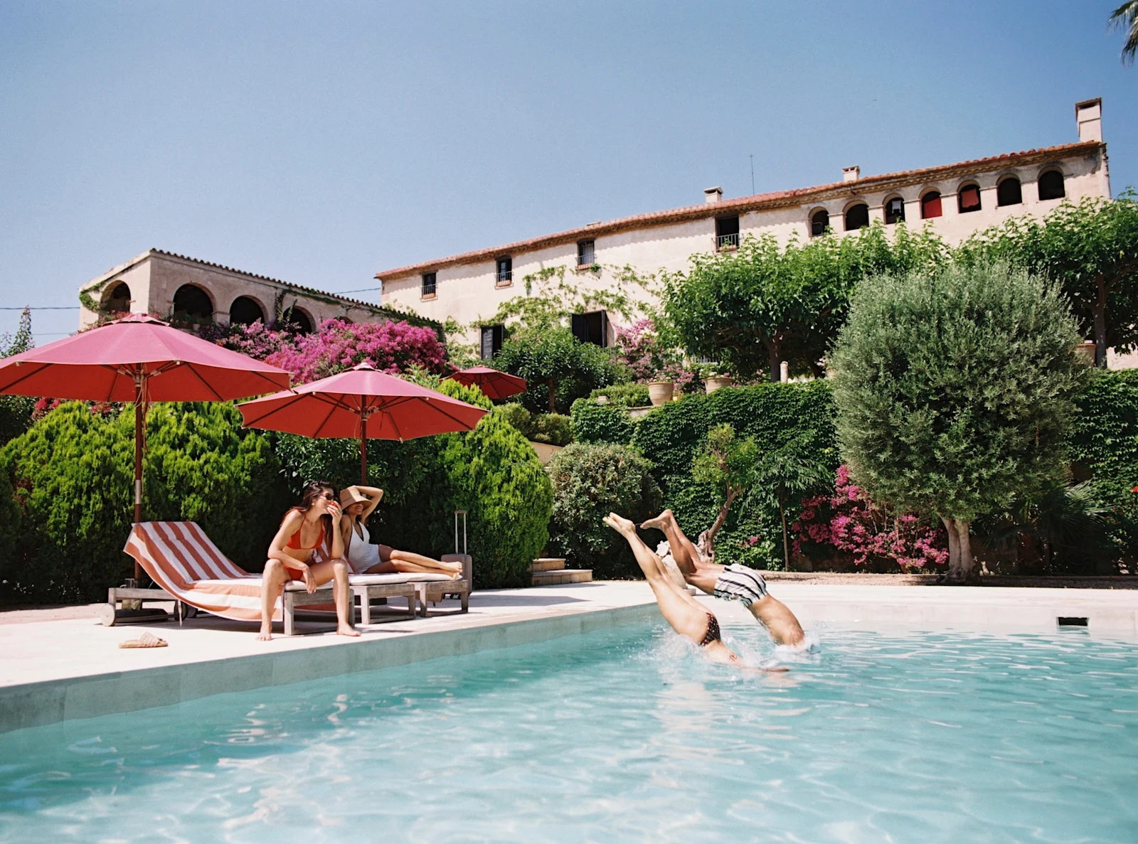 Book your package trip with SAS Holidays